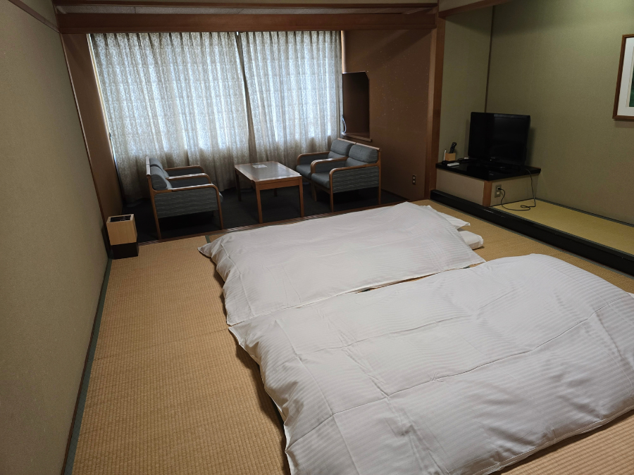 ホテル八木の客室