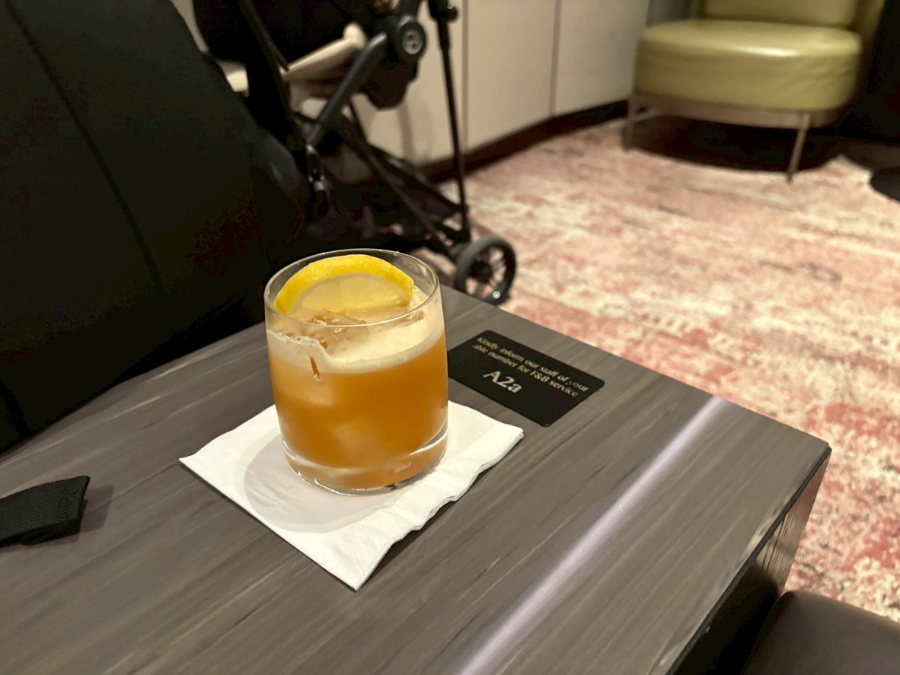 シンガポール航空のプライベートルームのドリンク