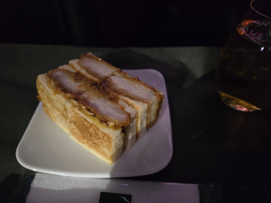 A350-1000の機内食