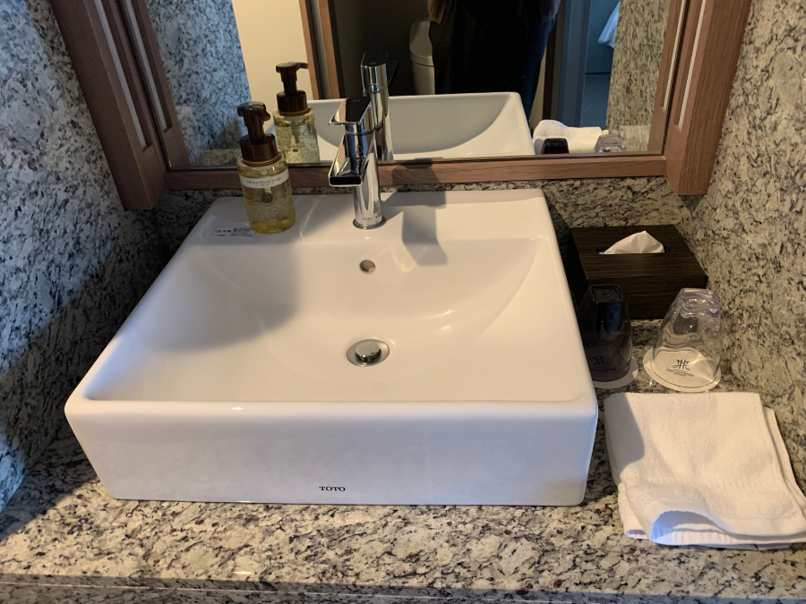 センチュリーマリーナ函館の客室の洗面台
