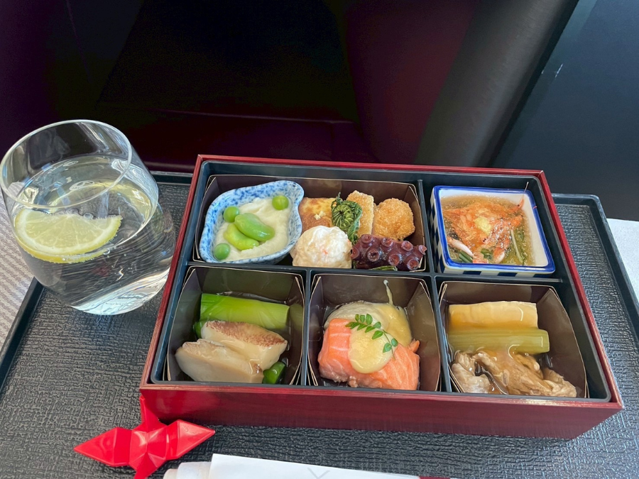 A350-1000の機内食のメニュー