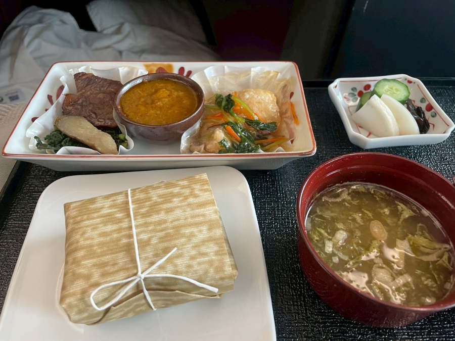 A350-1000の機内食のメニュー
