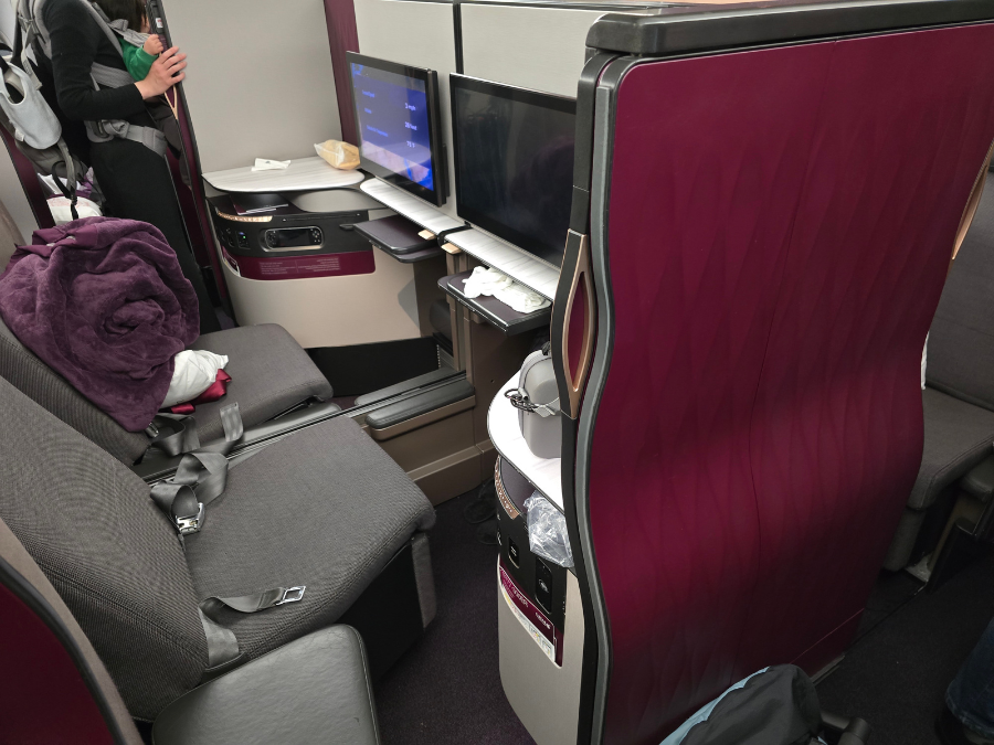 カタール航空のビジネスクラスの座席