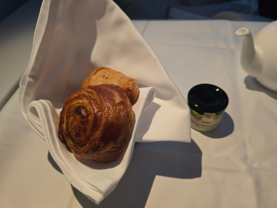 ルフトハンザ航空ファーストクラスの機内食