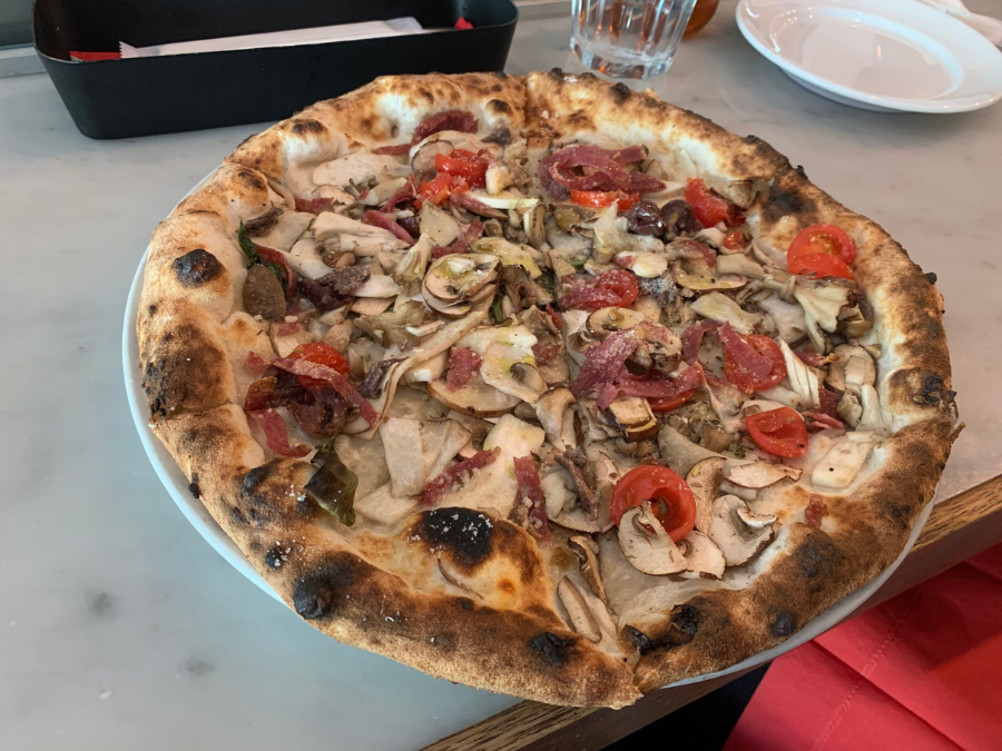 Pizzeria Azzurriのピザ