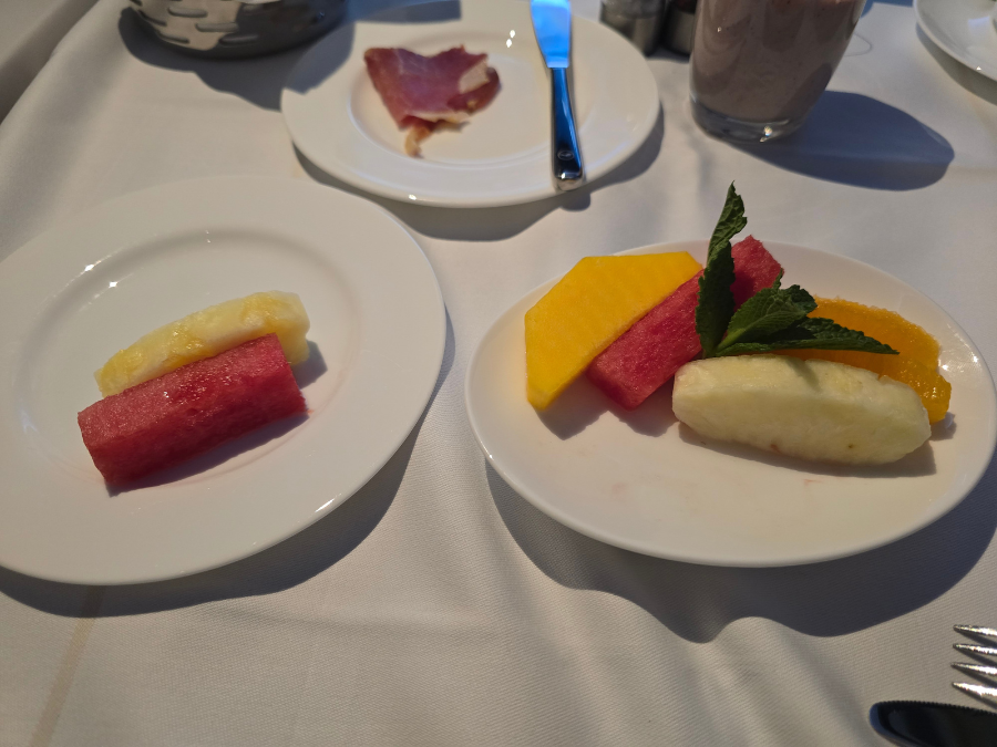 ルフトハンザ航空ファーストクラスの機内食