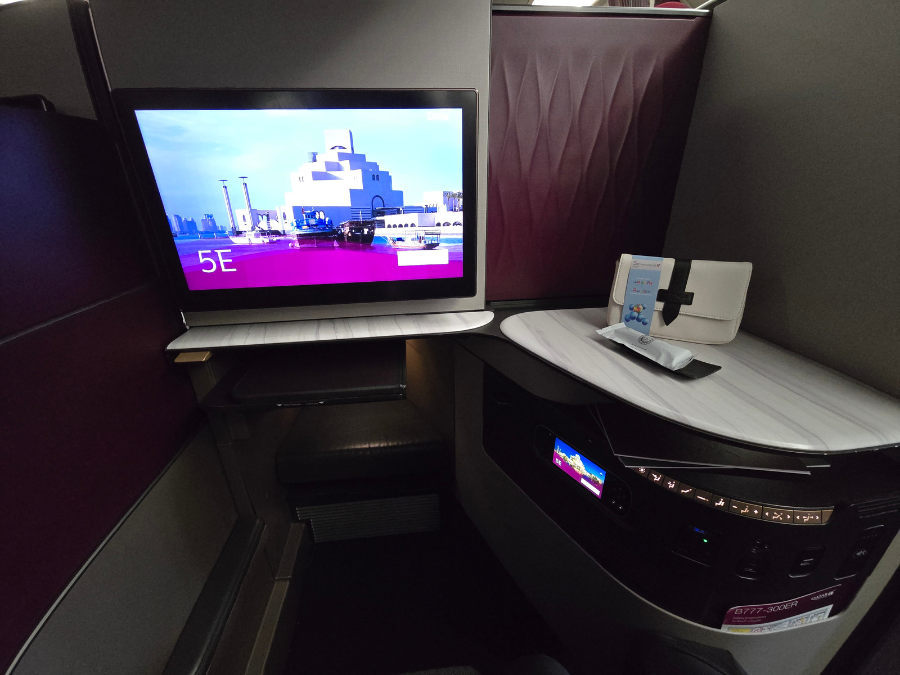 カタール航空のビジネスクラスの座席