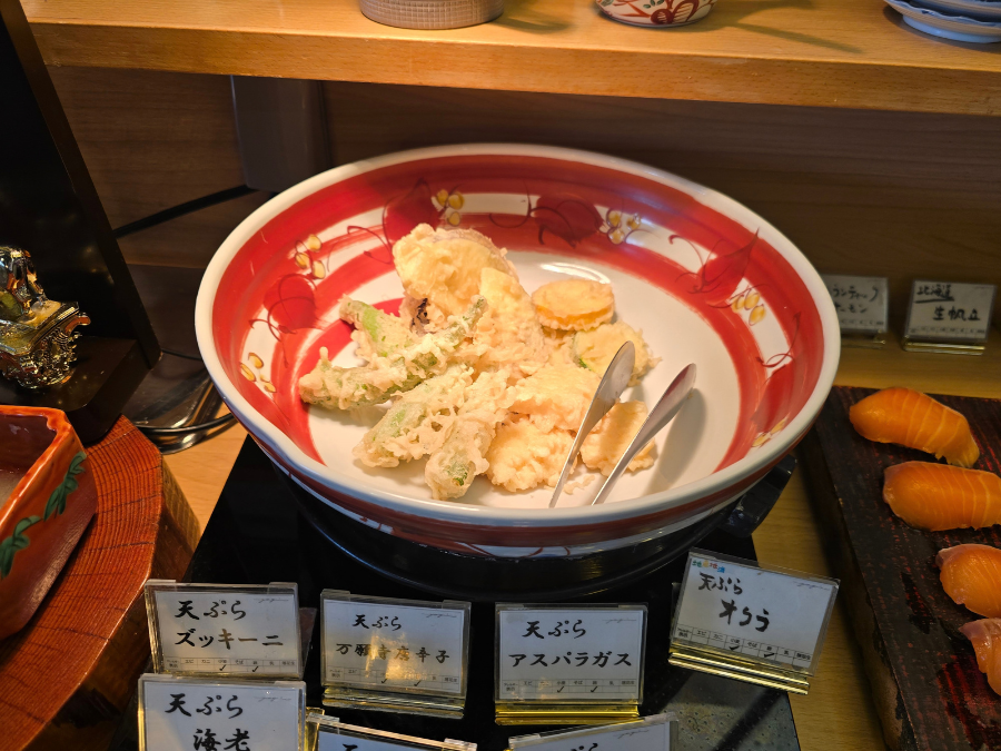 ホテル八木のビュッフェ