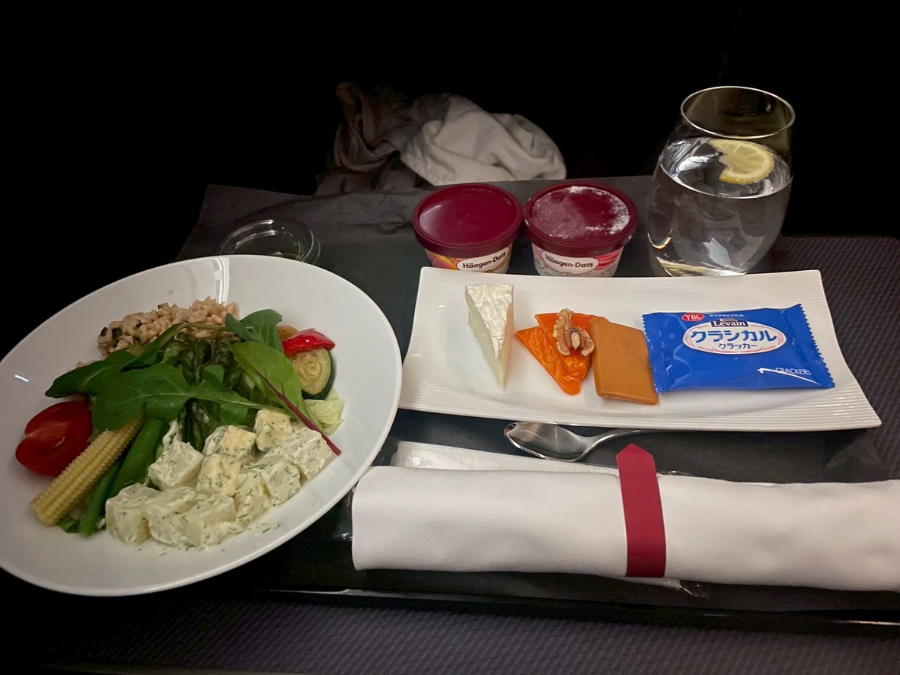 A350-1000の機内食